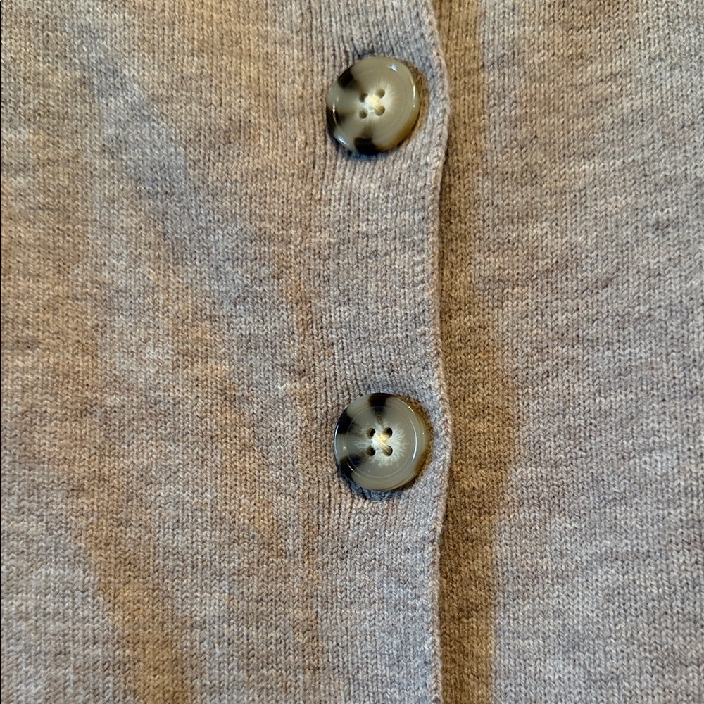 Universal Thread Neutral Taupe Button-Front Scoop Neck Cardigan - Picture 4 of 7